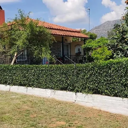 Vakantiehuis Vacation House Eretria